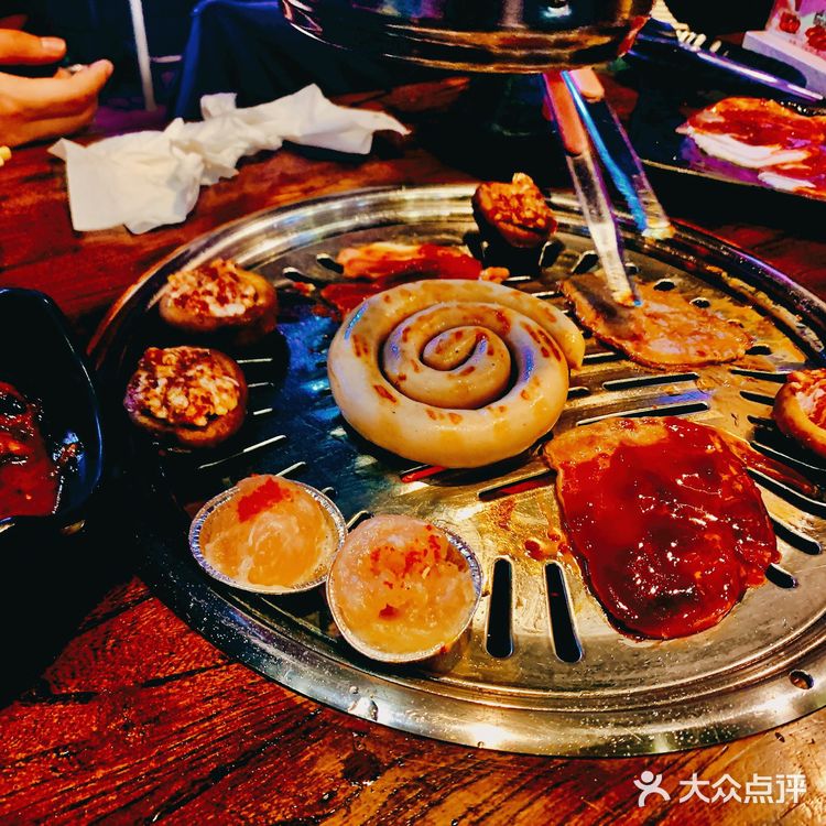 焱火烤肉 肥肠满意～