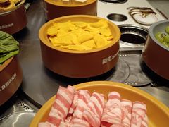 -龍歌自助小火锅(市南金茂湾店)