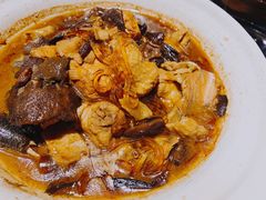 山磨炖小公鸡-一轩饺子馆(丽都店)