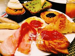 -青岛富力艾美酒店