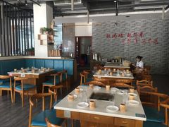 大堂-小牛叔鲜切牛肉·火锅·烤肉自助(公济桥路店)