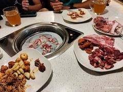 -佰烧海鲜烤肉火锅自助(世茂国际广场店)