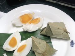 -红鼎豆捞·非遗鲍皇汤火锅(宝丰路店)