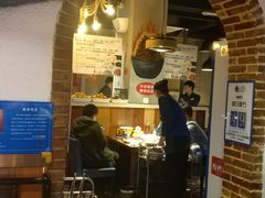 门面-三个渔夫·蒸汽海鲜(小白楼店)