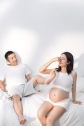 点击看大图 -专注孕妇照亲子照·纪田摄影