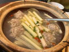 蒲菜肉圆煲-芳芳私房菜·精做淮扬菜(承德路店)