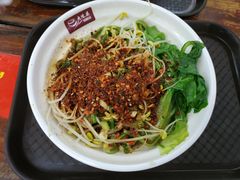 油泼菠菜面-老陈婆手工面庄