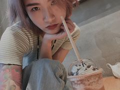 -星巴克(洛阳中州万达广场店)