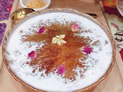 金箔雪燕桃胶-甜心妈妈·榴莲星级糖水(北京路总店)