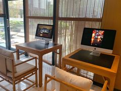 -鱼鲜饭香·招牌汽锅剁椒鱼头王