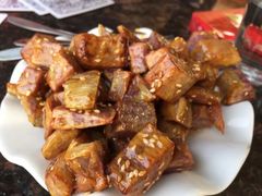 -侯臣咖啡文化村