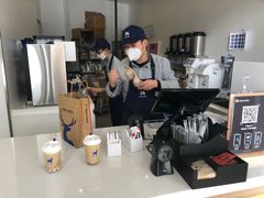 -瑞幸咖啡(三胞国际广场店)