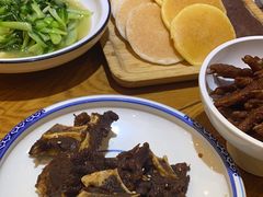 -黄泥岗·地道湖北菜(奥特莱斯店)