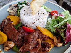 藜麦鸡腿饭-遇见西木美式餐厅(体育路店)