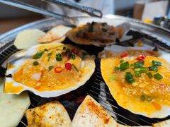 -围炉肉舍•炭烤活鳗•丹东海鲜烤肉(步行街店)