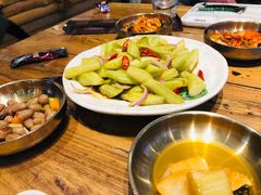 -河坝烧烤串城(金达莱店)