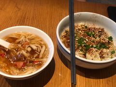 村外凉虾-村外有星光小食铺(长嘉汇店)