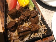 -穹六人间 people 6(岳阳路店)