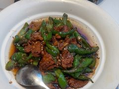 -阿瓦山寨·湘菜现炒·剁椒鱼头王(咸阳总店)