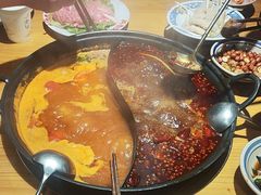 -旧街市鲜货老火锅(大光路店)