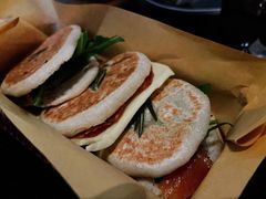 意式烤饼-wineapp葡萄酒餐吧(外滩金融中心店)