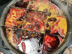 -铜元老码头鳝鱼火锅
