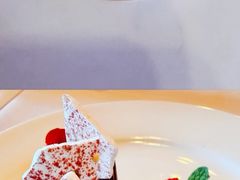 -塞纳河法国餐厅(意式风情街店)