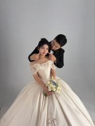 -雪中彩影婚纱摄影·微光艺术中心