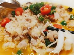 酸汤浸肥牛-骏莱海鲜鱼港(五角场店)