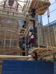 -PIPIKINGDOM皮皮王国欢乐号(欢乐海岸购物中心店)