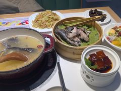 -黑鸡小馆(金源店)