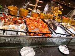 -云端西餐厅(南宁龙光那莲豪华精选酒店)