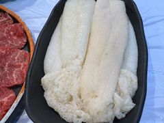 -鲜入围煮花胶鸡海鲜火锅