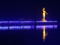 -月坨岛华清月府温泉酒店