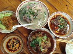 -老方桌烂蹄花川菜馆(九龙坡店)