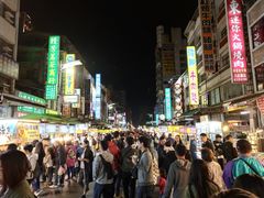 -六合夜市