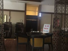 -裕龙汤泉