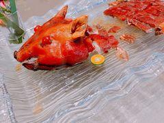 大红乳猪-海都六福酒家(世博广场店)