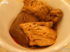 鸭血+豆腐-台北吴记老锅底麻辣火锅(蓝村路店)
