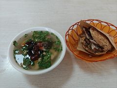 -洪峰浩老北京烧饼夹肉(角门路店)