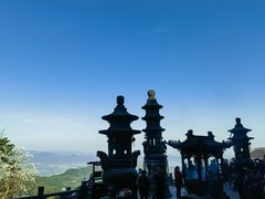 -九华山聚龙大酒店