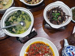 -唐师傅湘西名菜馆(武陵路店)