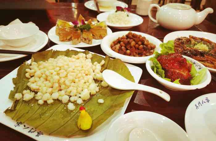 吴门人家(狮子林店)-"点了松鼠桂鱼,鳝丝,基本都是温的不像现做.