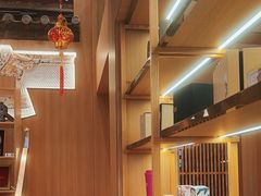 -霸王茶姬(南强街店)