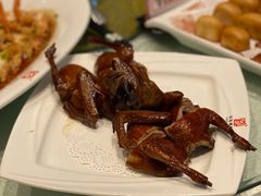 脆皮乳鸽-小舟山海鲜