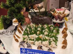 -鼎泰亨·海鲜牛肉餐厅(滨江店)