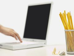 -Apple手机电脑(百脑汇店)