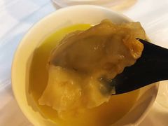 浓厚原只鸡煲花胶汤-鲜入围煮花胶鸡海鲜火锅