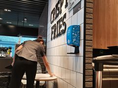 -麦当劳(桃仙机场到达层店)