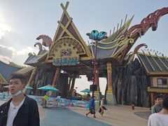 -七彩云南欢乐世界